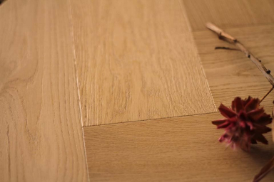 Select Engineered Flooring Oak Bespoke Click Herringbone Spain Brushed UV Lacquered 14/3mm By 120mm By 600mm FL4657 1